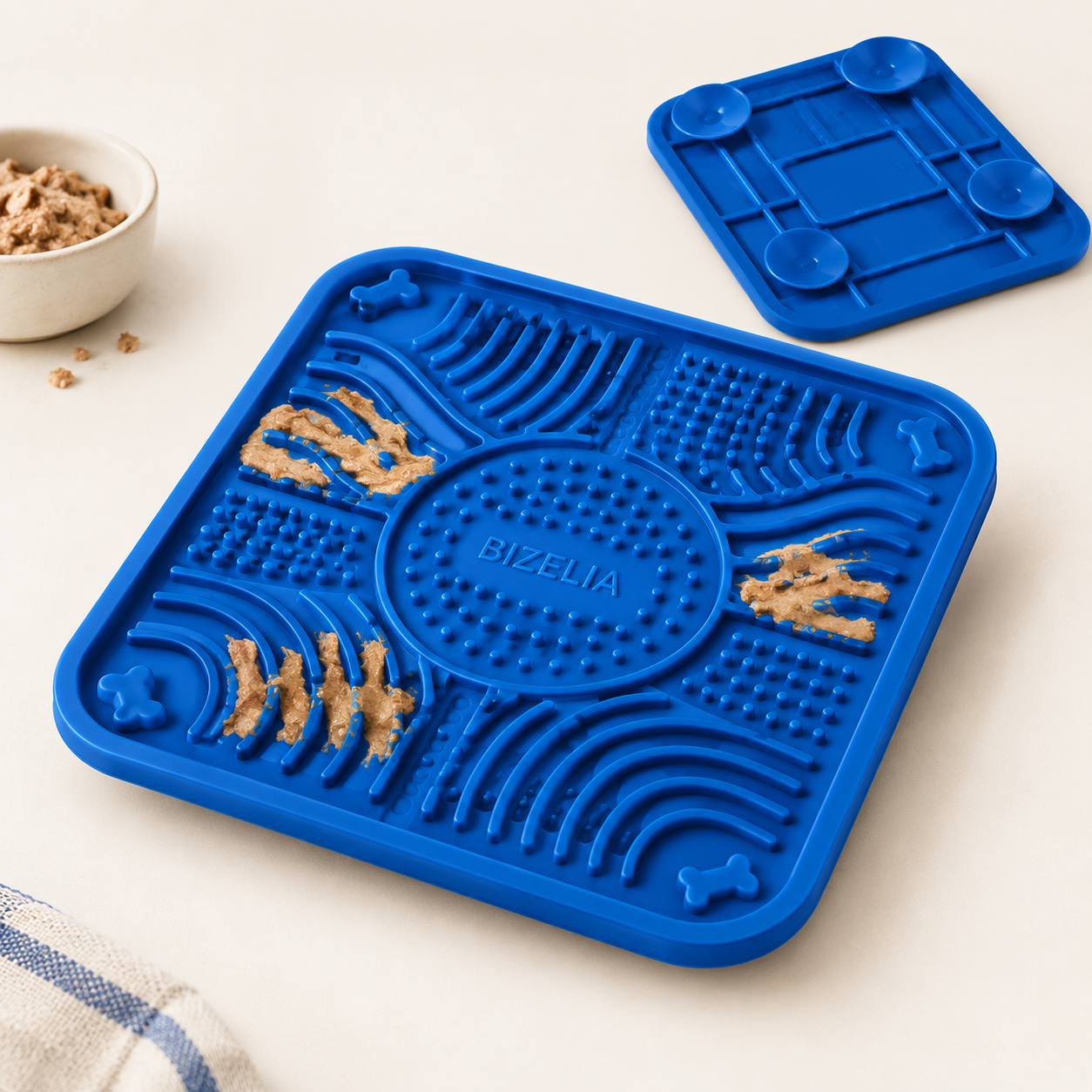 Bizelia™ Enrichment Lick Mat